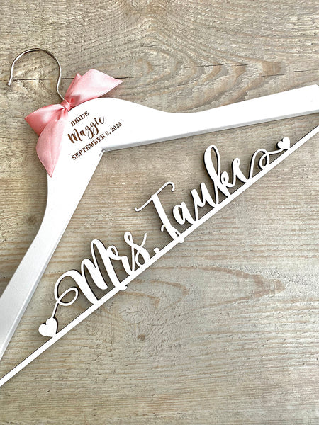 Personalized Wedding Hanger with Laser Engraving "Magic of the Moment"